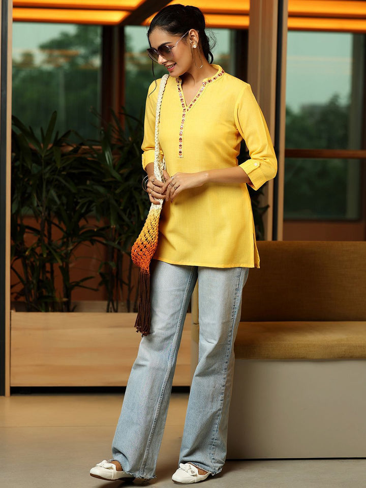 Libas V-Neck Kurti