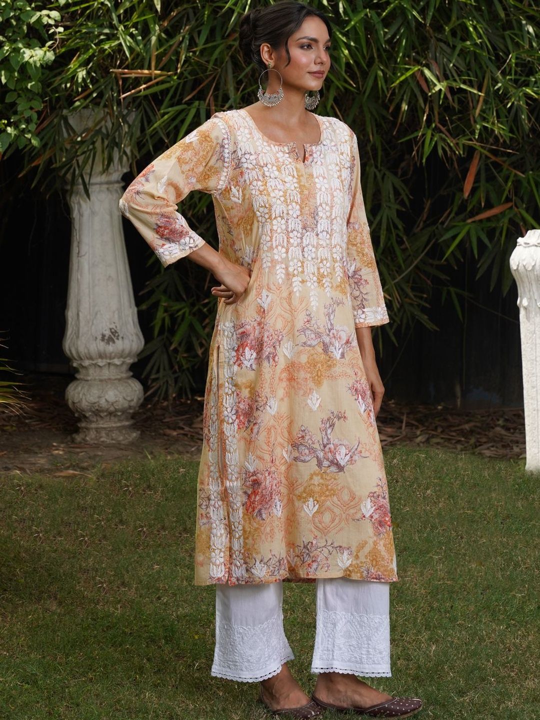 House of Chikankari Women Floral Printed Chikankari Indie Florals Kurta