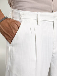 Campus Sutra Men Comfort Pleated Trousers