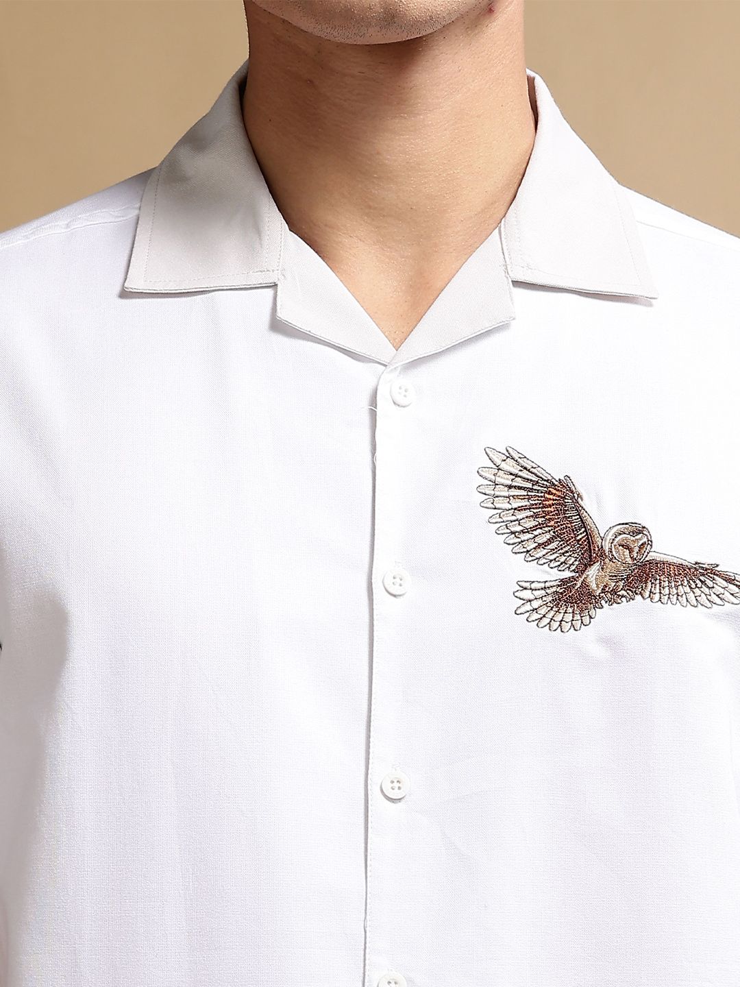 Eszett Embroidery Spread Collar White Desert Cotton Shirt