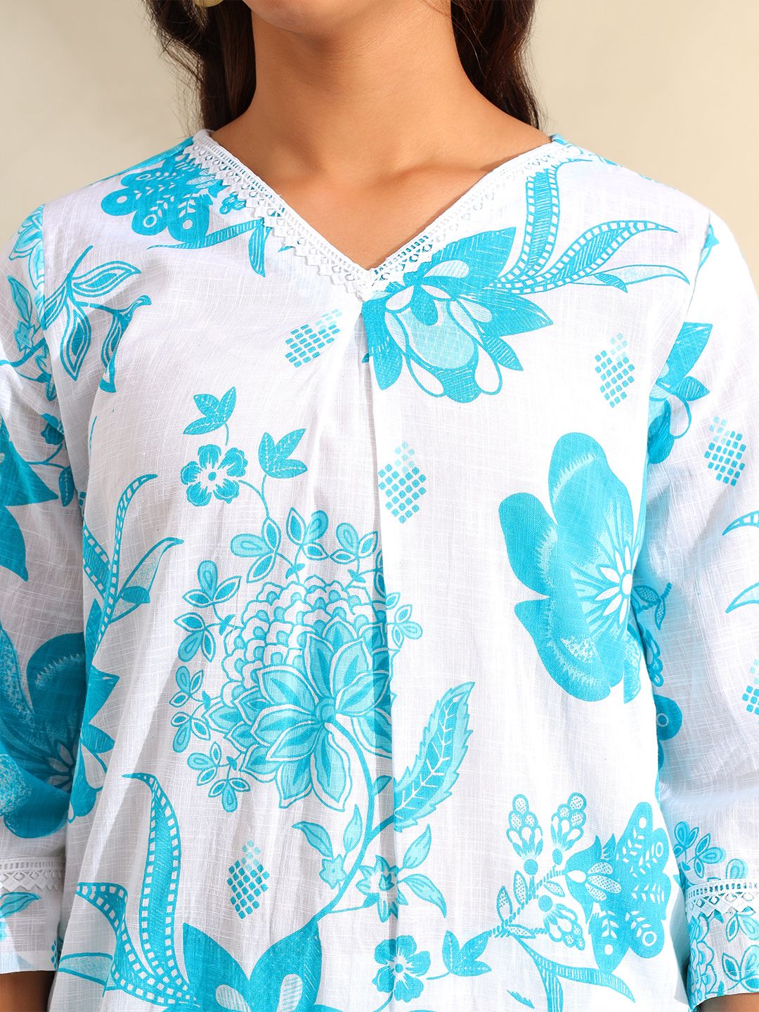 Mamicha Women Floral Printed Regular Pure Cotton Kurta with Palazzos