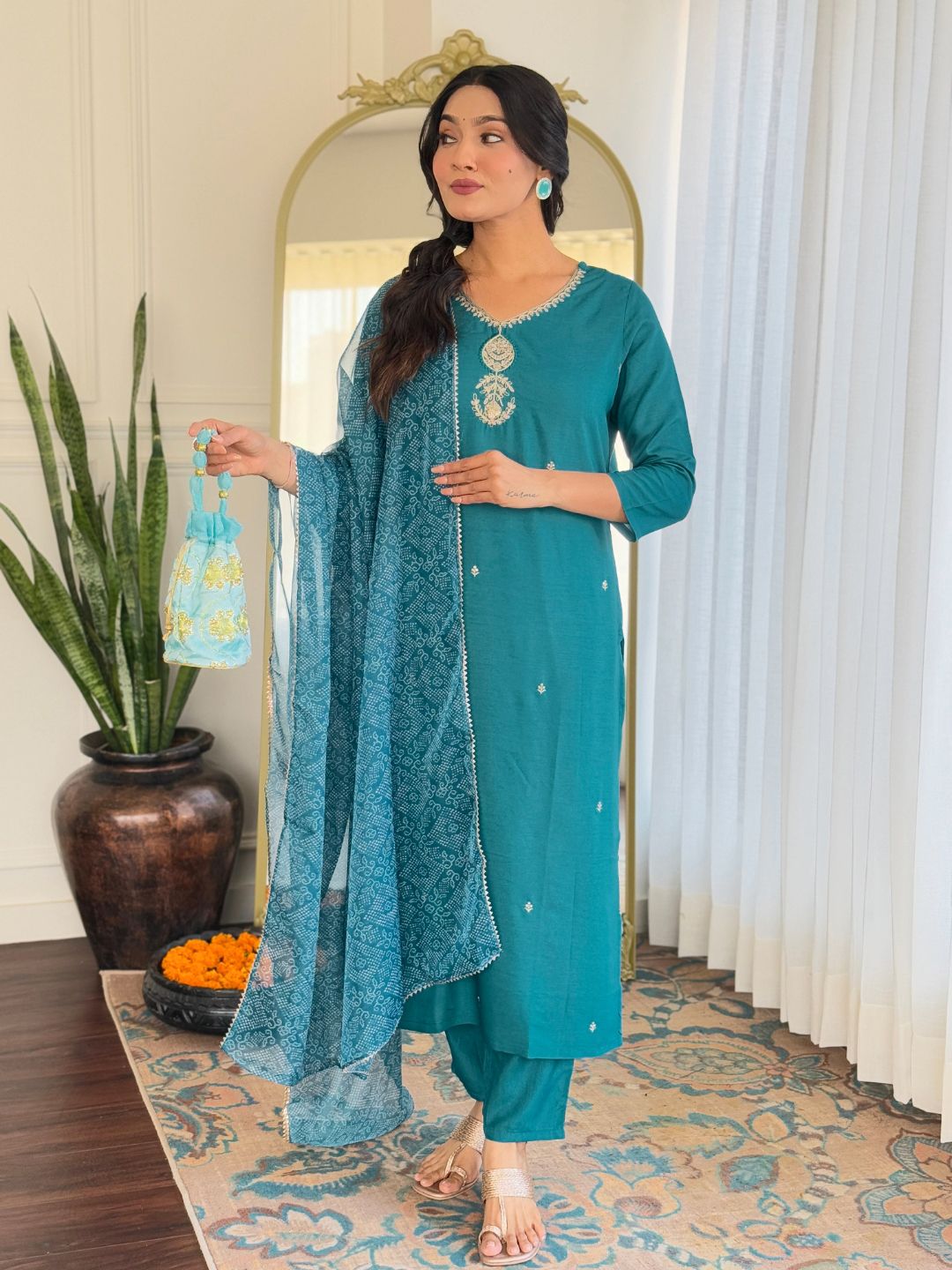 KALINI Women Floral Embroidered Zari Straight Kurta With Trousers & Dupatta
