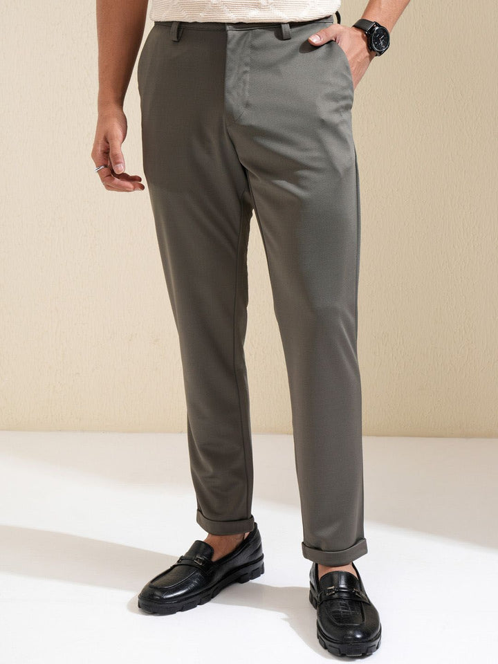 HIGHLANDER Men Slim Fit Chinos