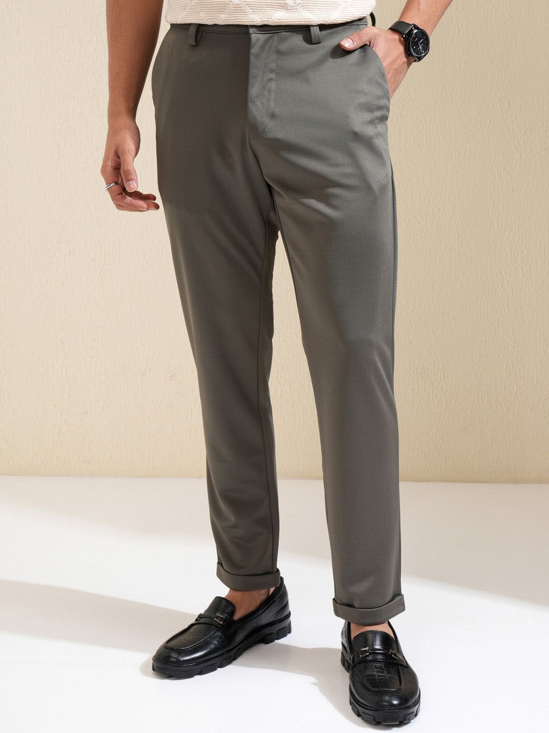 HIGHLANDER Men Slim Fit Chinos