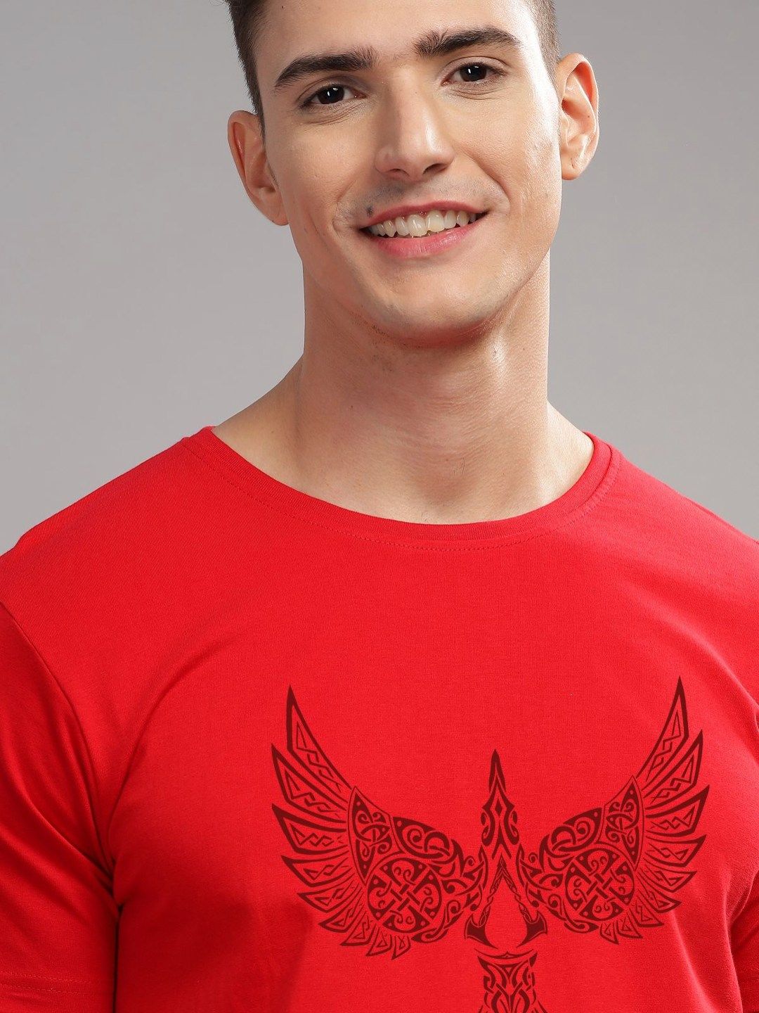 ADRO Men Typography Printed Applique T-shirt
