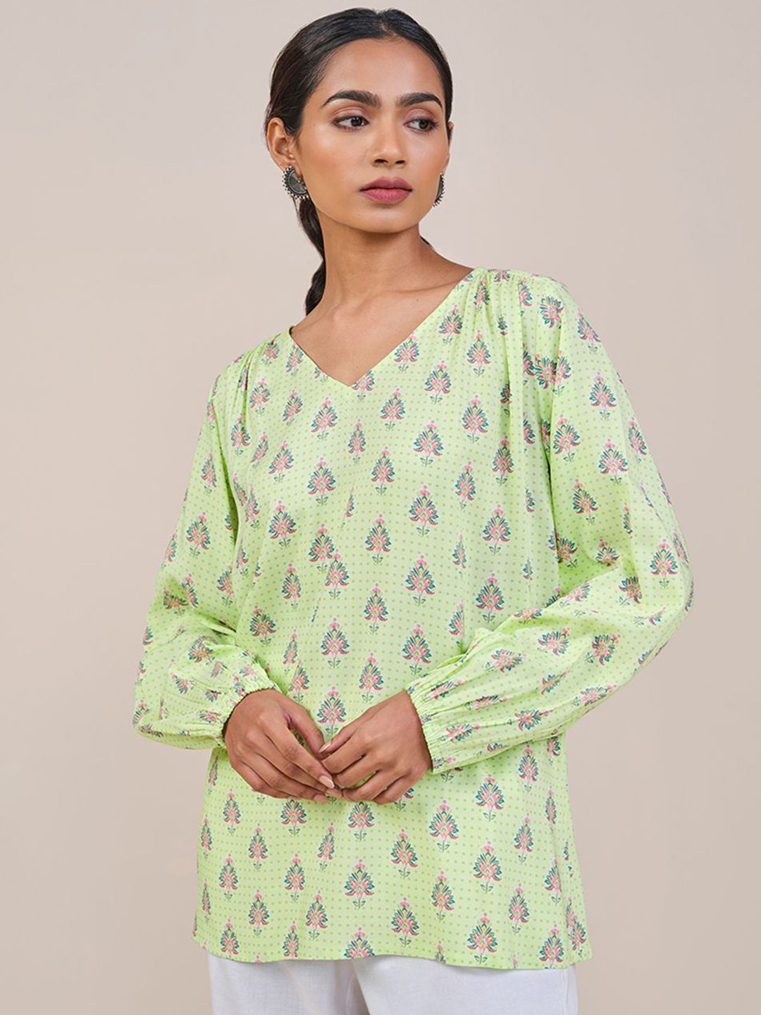 Global Desi Women Floral Printed Top
