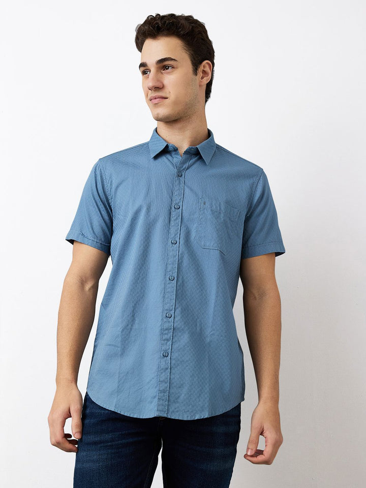 SPYKAR Men Spread Collar Textured Cotton Casual Shirt