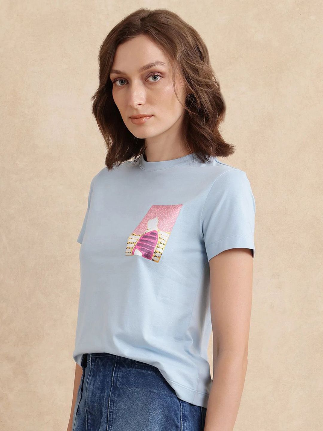 T-Shirt Poket Wanita yang Rareism Printed