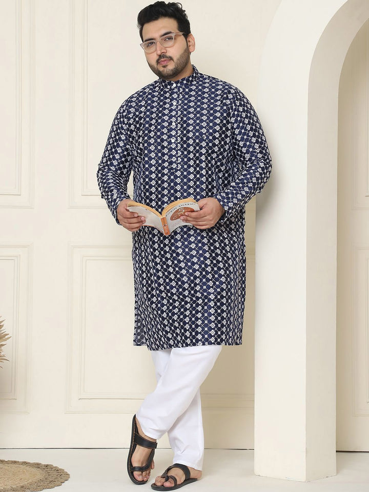 SOJANYA PLUS Ethnic Motifs Embroidered Thread Work Band Collar Straight Kurta With Pyjamas