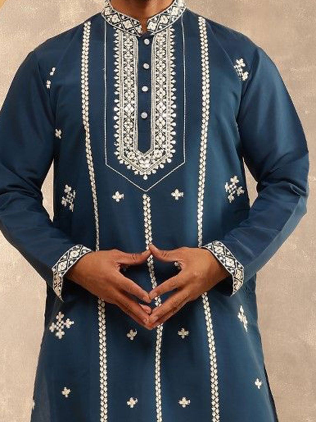 Anouk Geometric Embroidered Mandarin Collar Thread Work Cotton Silk Straight Kurta