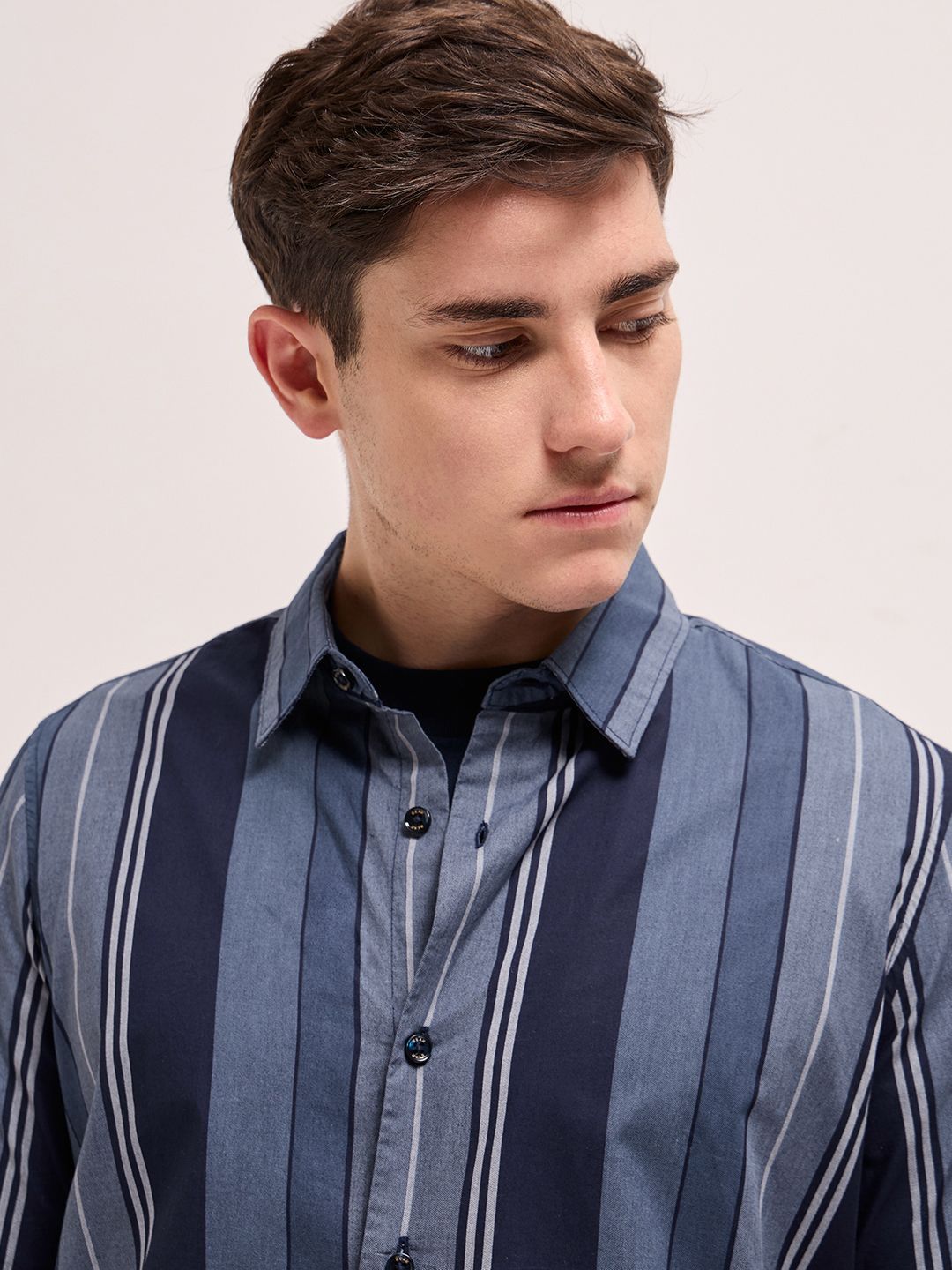 THE BEAR HOUSE Slim Fit Striped Pure Cotton Casual Shirt