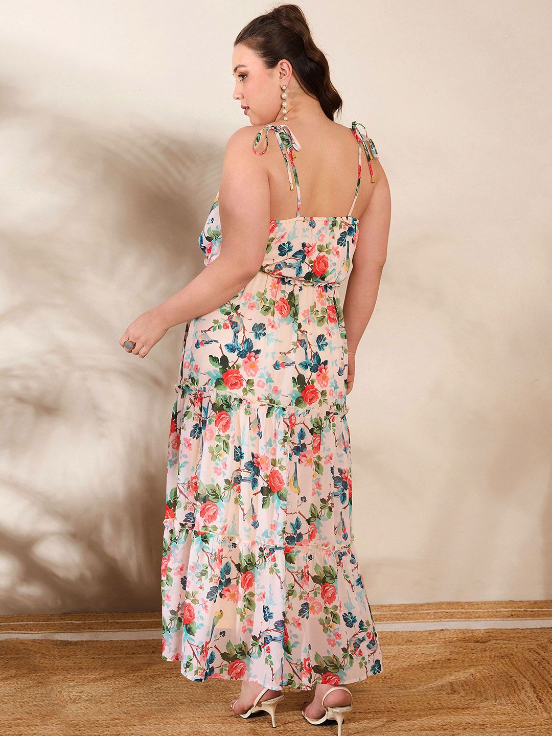 SASSAFRAS Curve Women Floral Print Maxi Dress