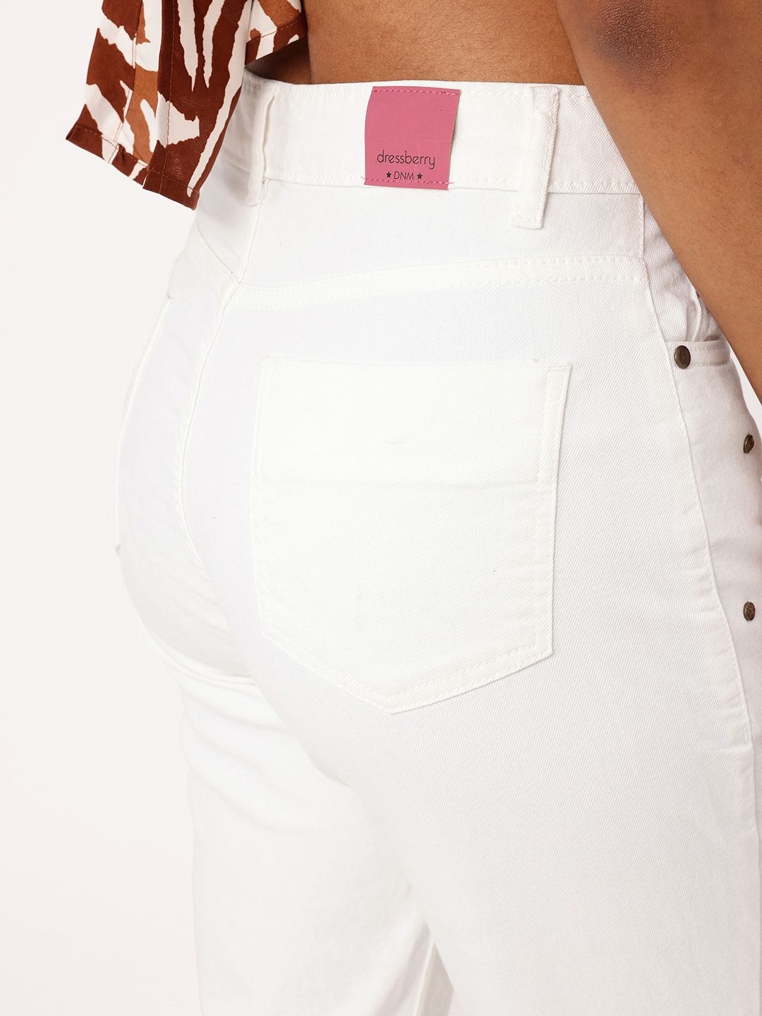 DressBerry Women Soft Edge Mom Fit Embellished Jeans