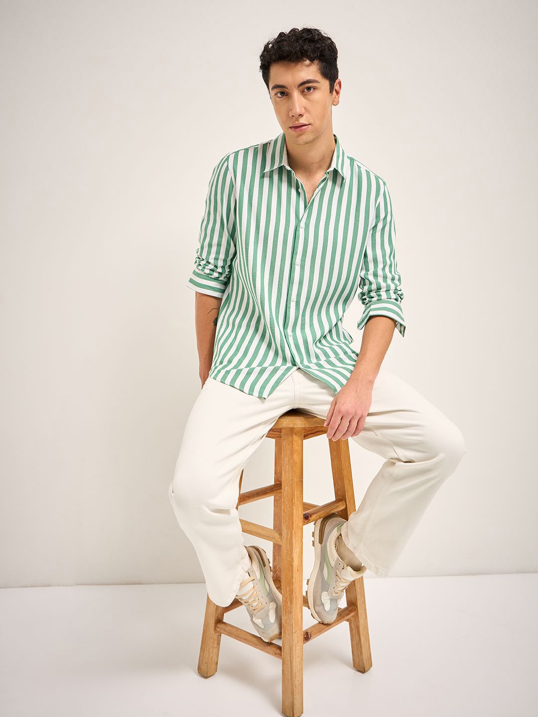 THE BEAR HOUSE Men Slim Fit Striped Casual Shirt