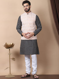 Kurta Kolar Mandarin Bercetak Motif Etnik Hitam Anouk dengan Jaket Churidar & Nehru