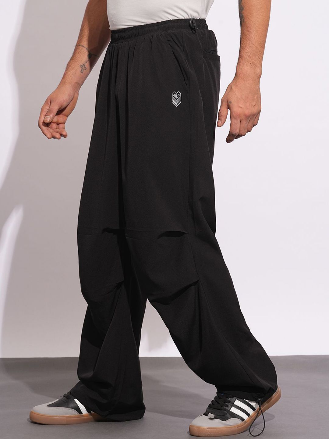 Menjadi Lelaki Manusia Santai-sesuai dengan Rise Rise Pant