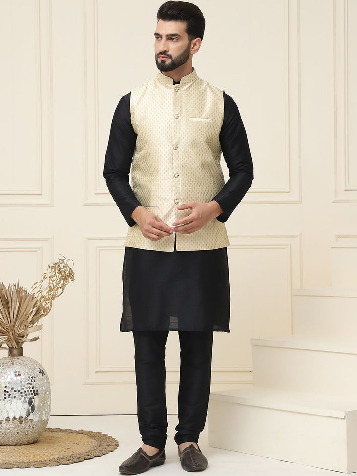 SOJANYA Mandarin Collar Kurta With Churidar Nehru jacket