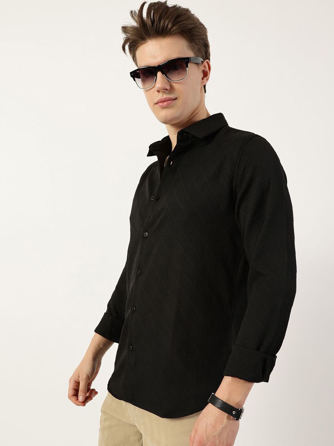 Thomas Scott Men Premium Spread Collar Textured Solid Slim Fit Casual Shirt