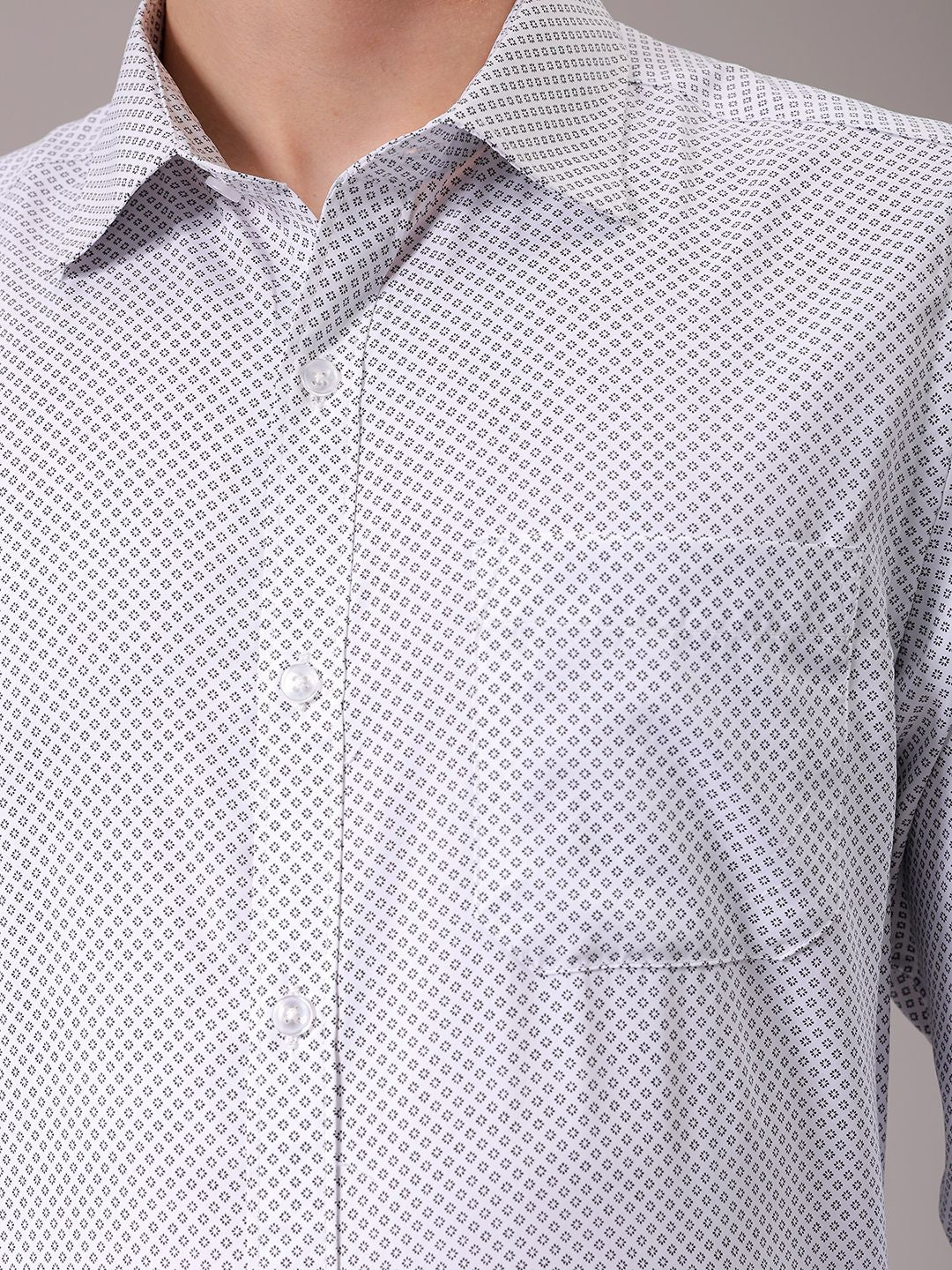 The Indian Garage Co. X Luxe Men Cutaway Collar Micro Ditsy Printed Slim Fit Formal Shirt
