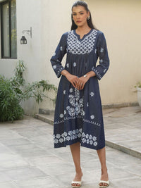House of Chikankari Chikankari Pepejal A-line Pakaian Panjang Wanita-Gaun Biru Tua