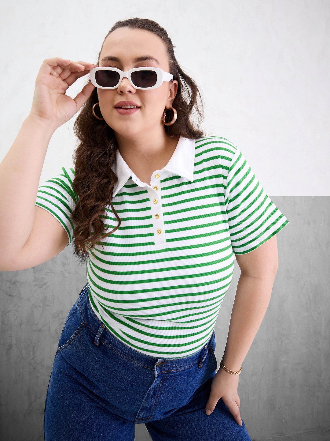 Sassafras Curve Women Plus Saiz T-Shirt Kolar Polo Bergaris