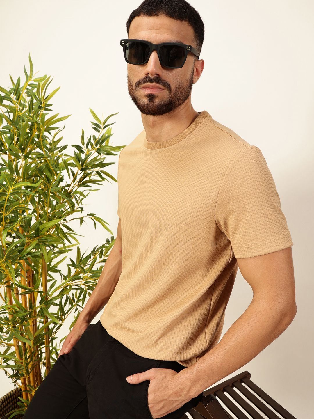 Thomas Scott Men Anti Odour Solid Round Neck T-Shirt