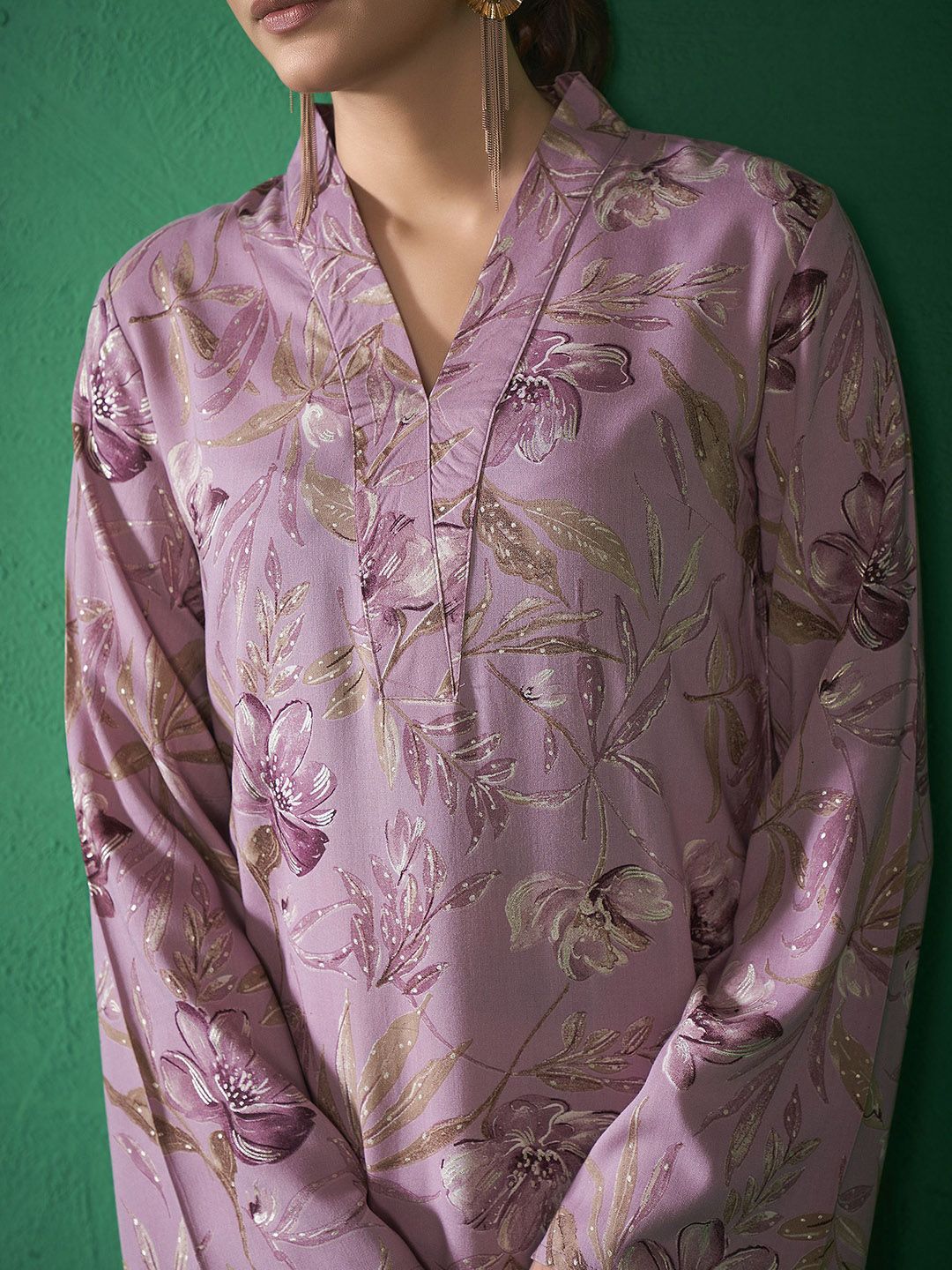 Anouk Floral Printed V-Neck Bell Sleeves Straight Kurta