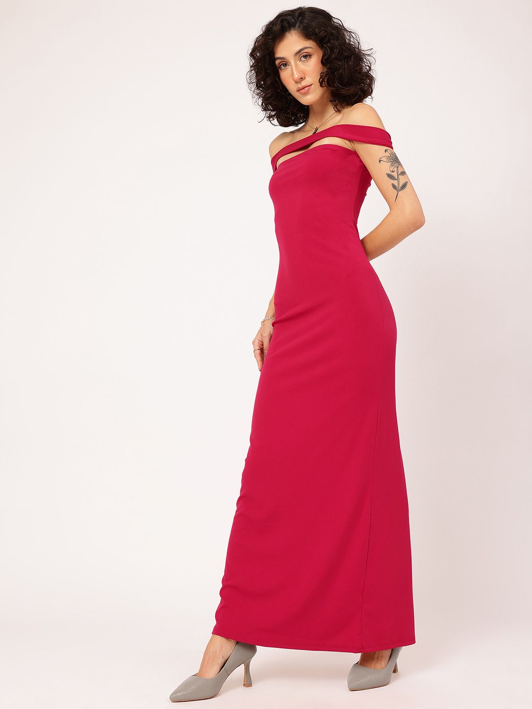 DressBerry Glamour Glint Off-Shoulder Maxi Sheath Dress with Back Slit