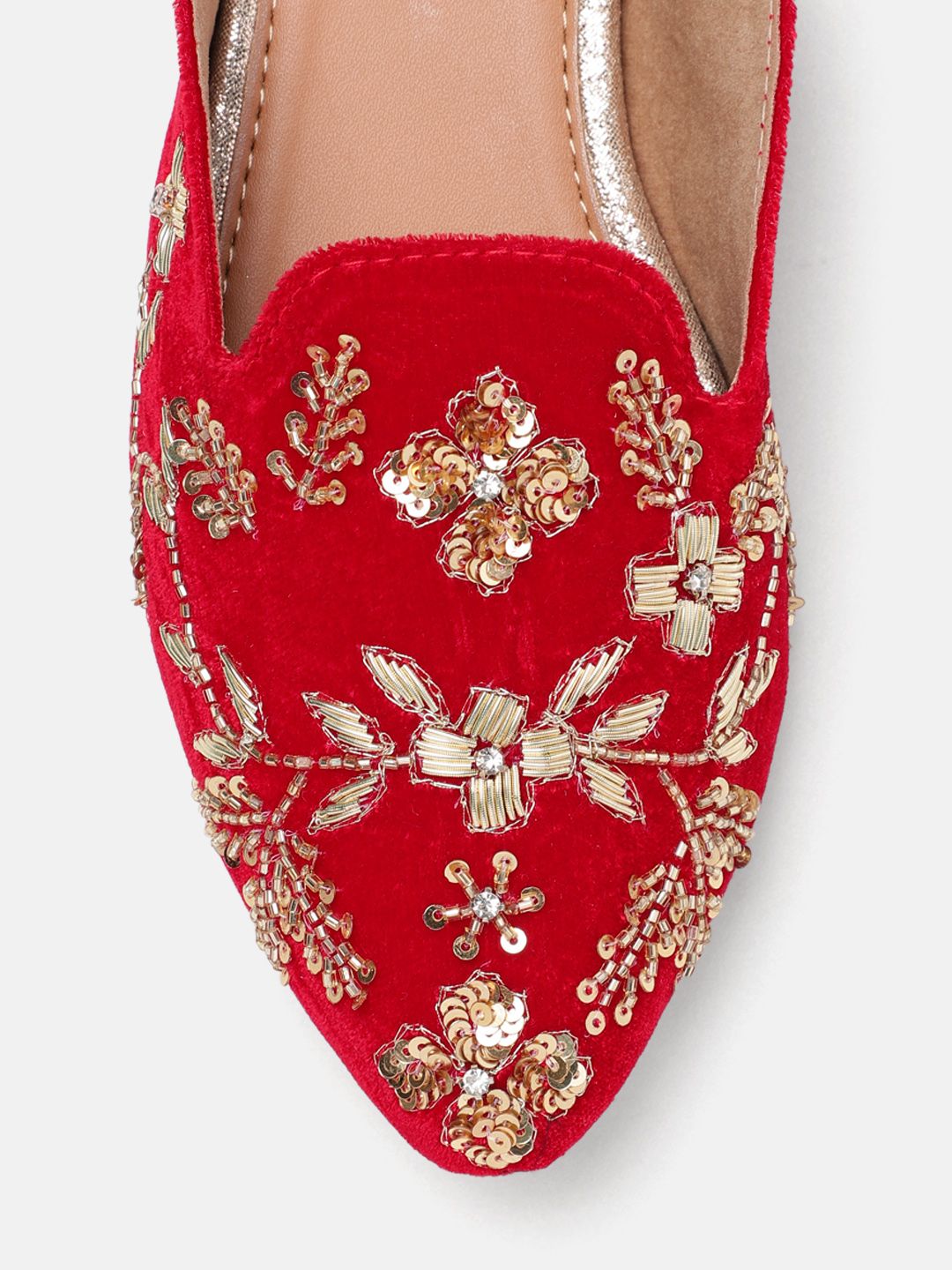 House of Pataudi Women Embellished Ethnic Mules