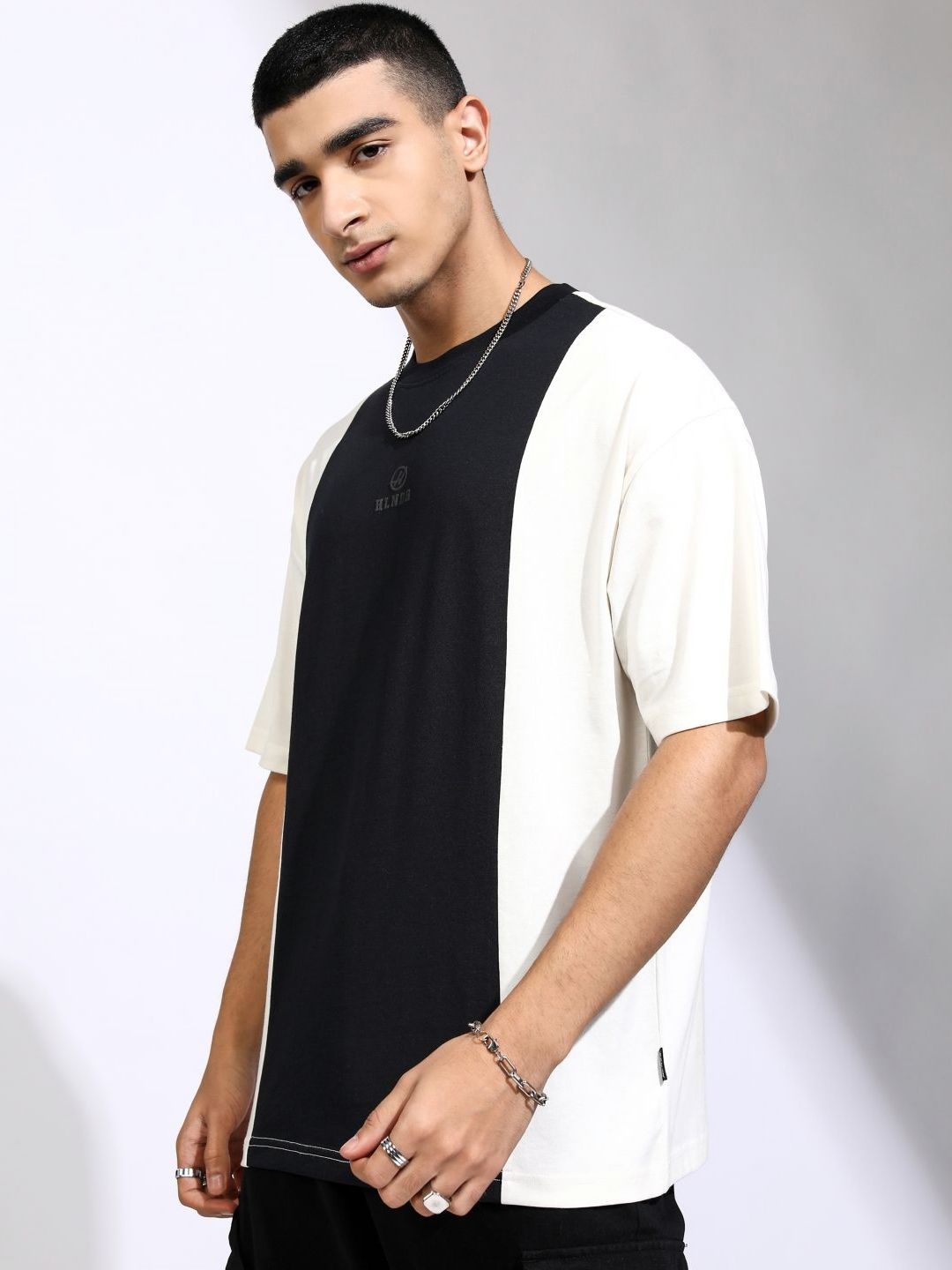 HIGHLANDER Men Brand Logo Printed Drop-Shoulder Sleeves T-shirt