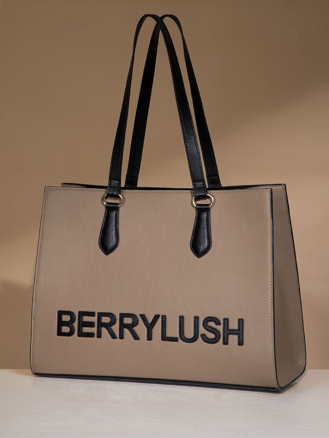 Berrylush Women Shoulder Bag