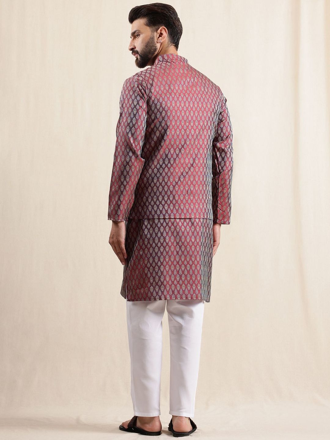 Anouk Men Regular Kurta with Pyjama With Nehru jacket