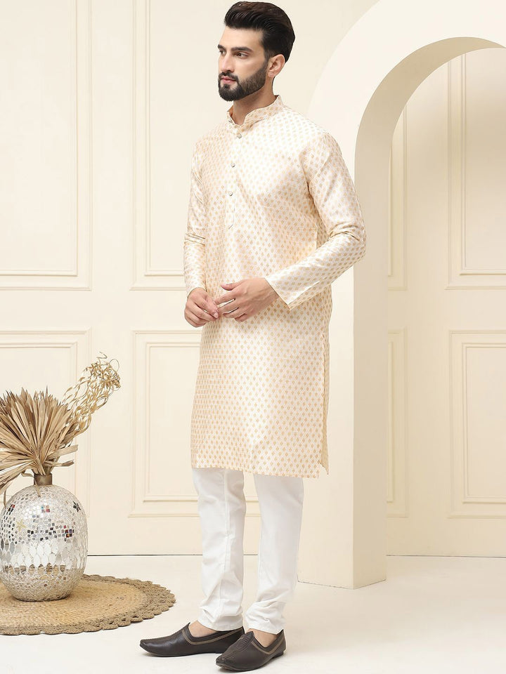 SOJANYA Ethnic Motifs Printed Regular Cotton Silk Kurta With Pyjama