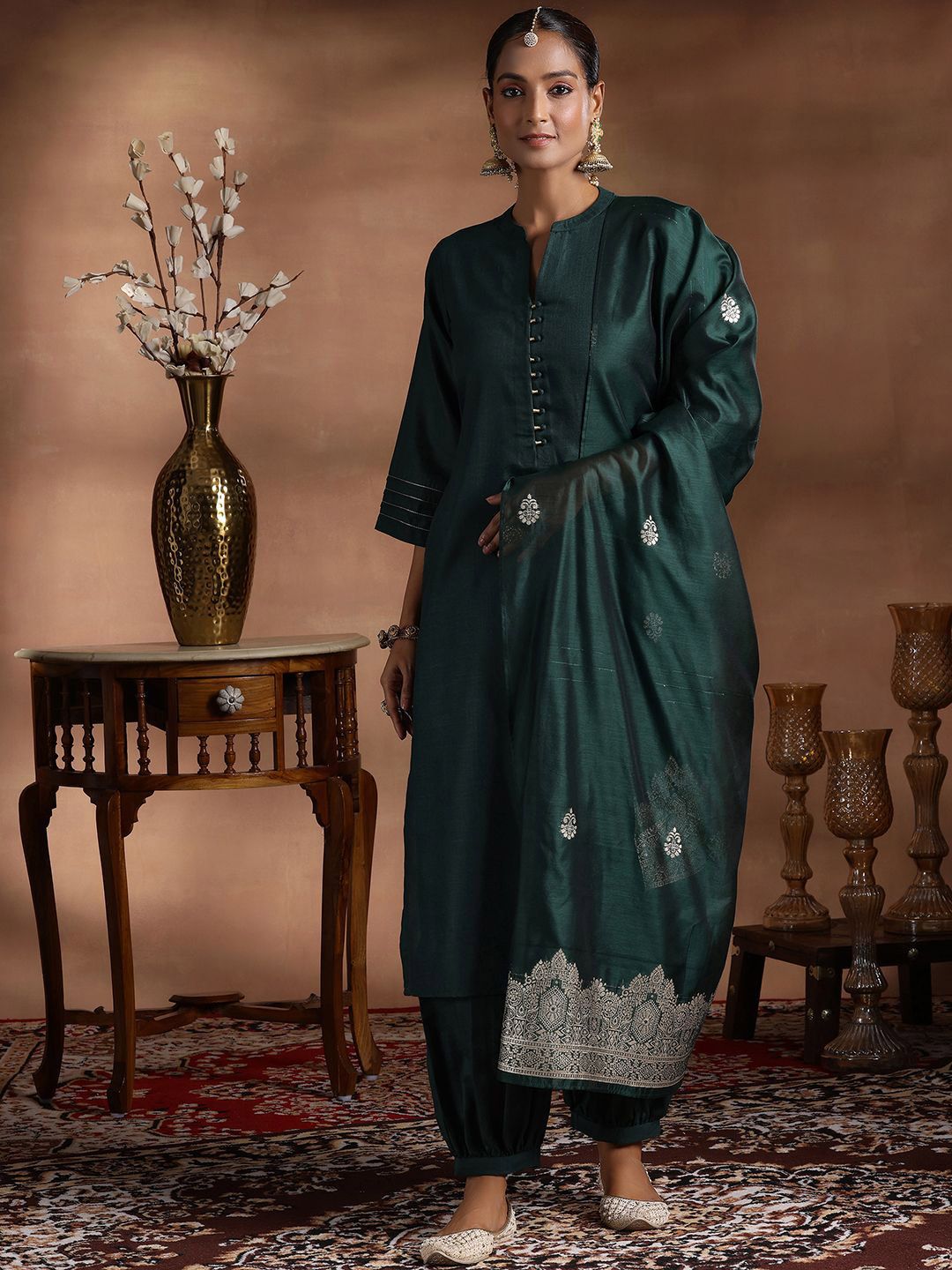 Libas Mandarin Collar Zari Straight Kurta With Salwar & Dupatta