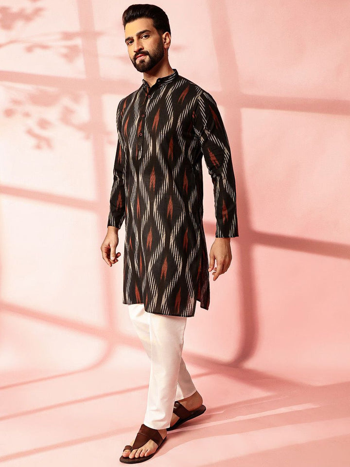 Anouk Abstract Printed Band Collar Teknik Ikat Cotton Linen Kurta Lurus