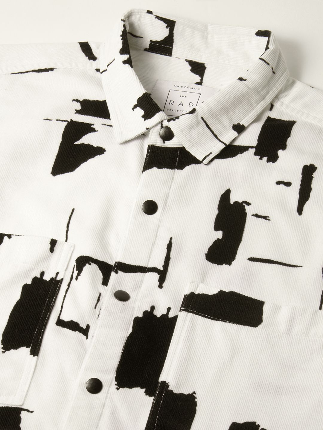VASTRADO Men Classic Slim Fit Spread Collar Abstract Printed Cotton Casual Shirt