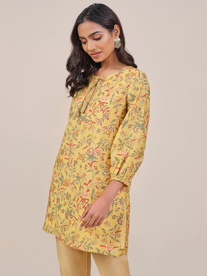 Global Desi Women Floral Printed Tie Up Neck A-Line Kurti