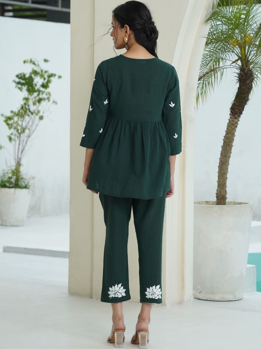 House of Chikankari Green 2 Keping Cotton Solid Tunic dengan Set Co-Ord Seluar