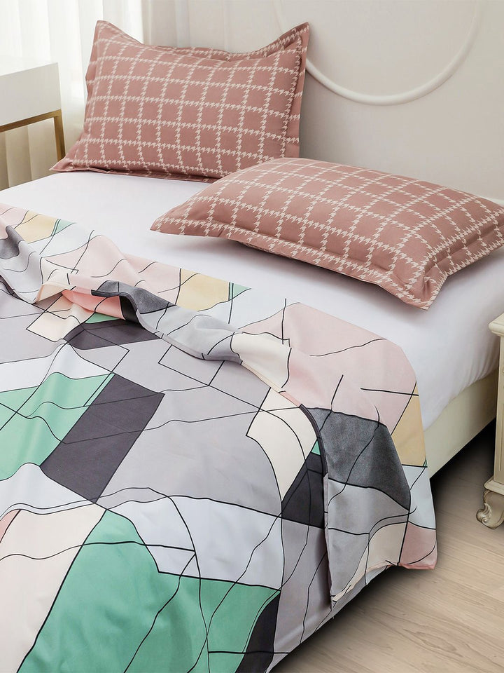 Story@home Green Geometric Printed 240 TC Satin Finish Queen Bedsheet Set