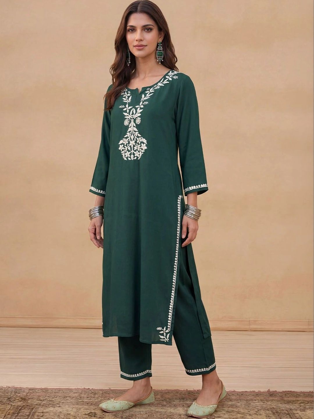 Rumah Chikankari Kurta Chikankari Biasa Wanita dengan Seluar