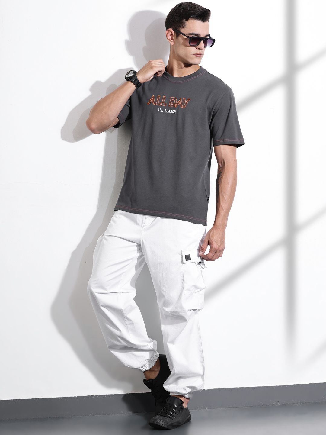 Thomas Scott Typography Printed Round Neck T-shirt