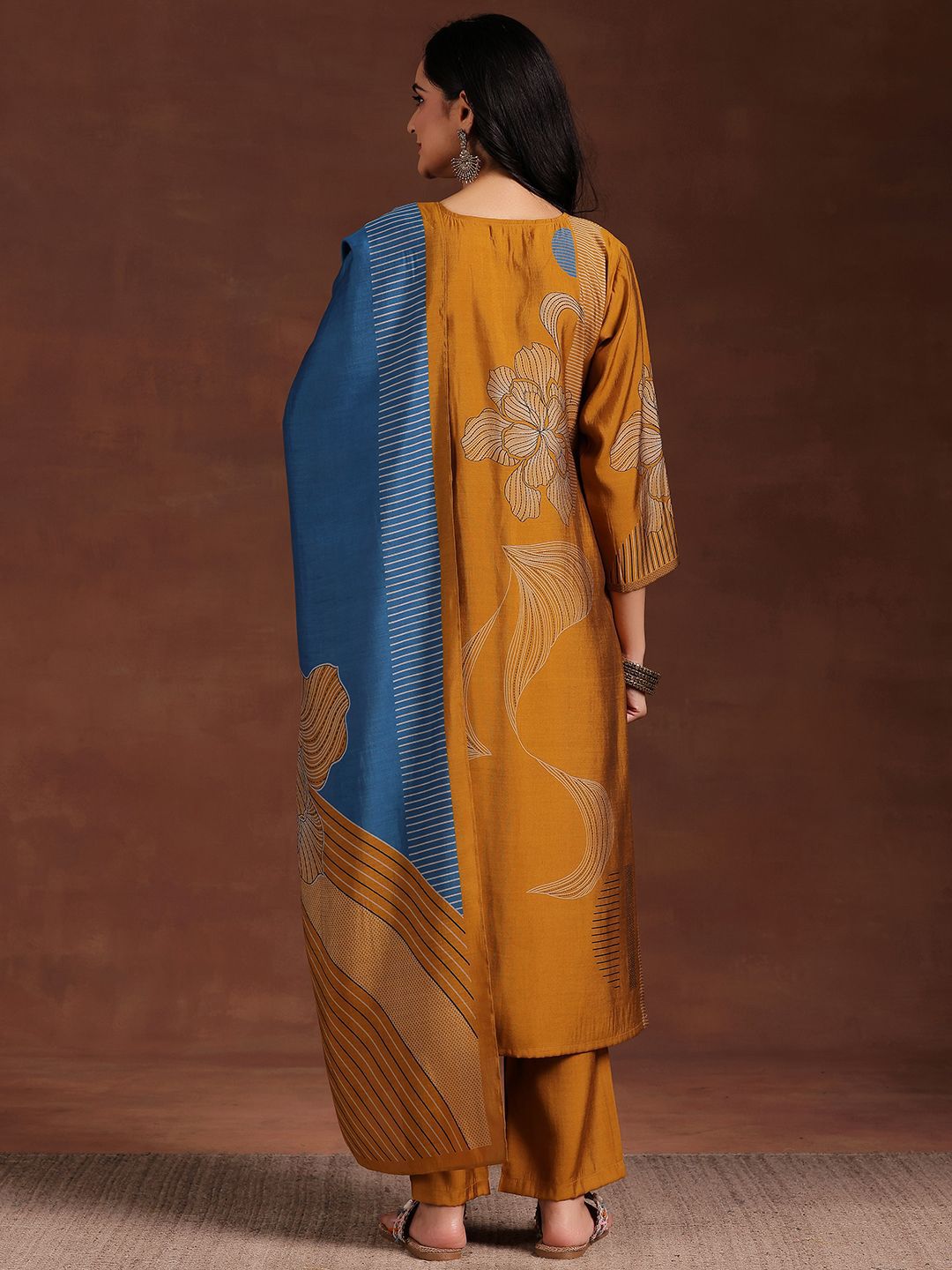 Libas Women Floral Printed Regular Kurta with Trousers & With Dupatta