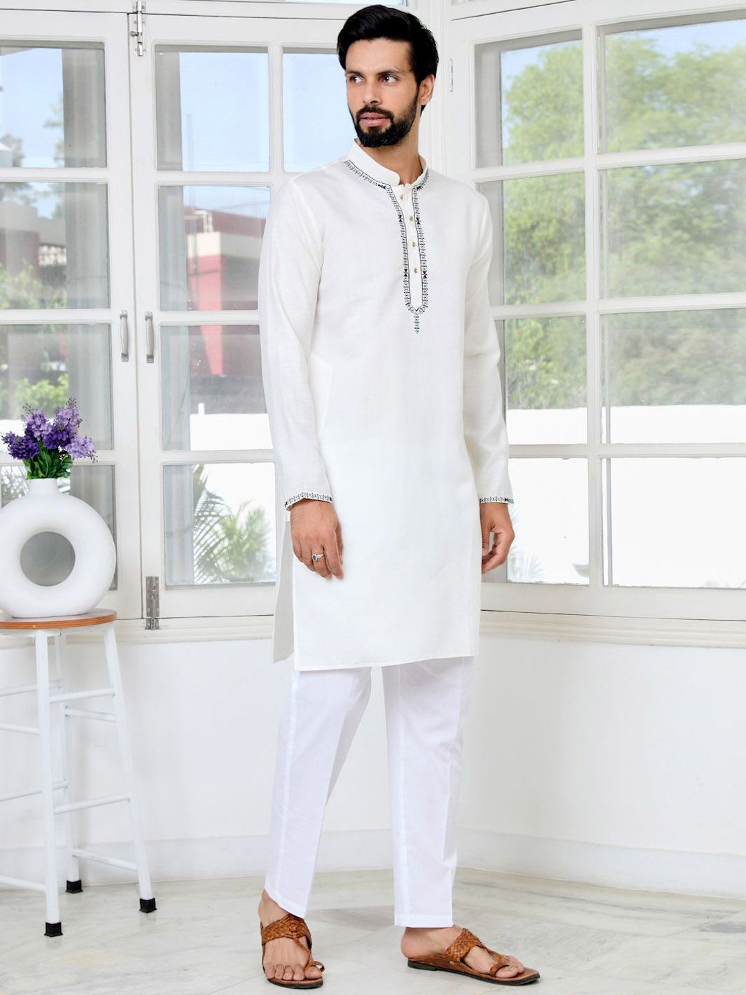 See Designs Men Geometric Embroidered Kurta with Pyjama