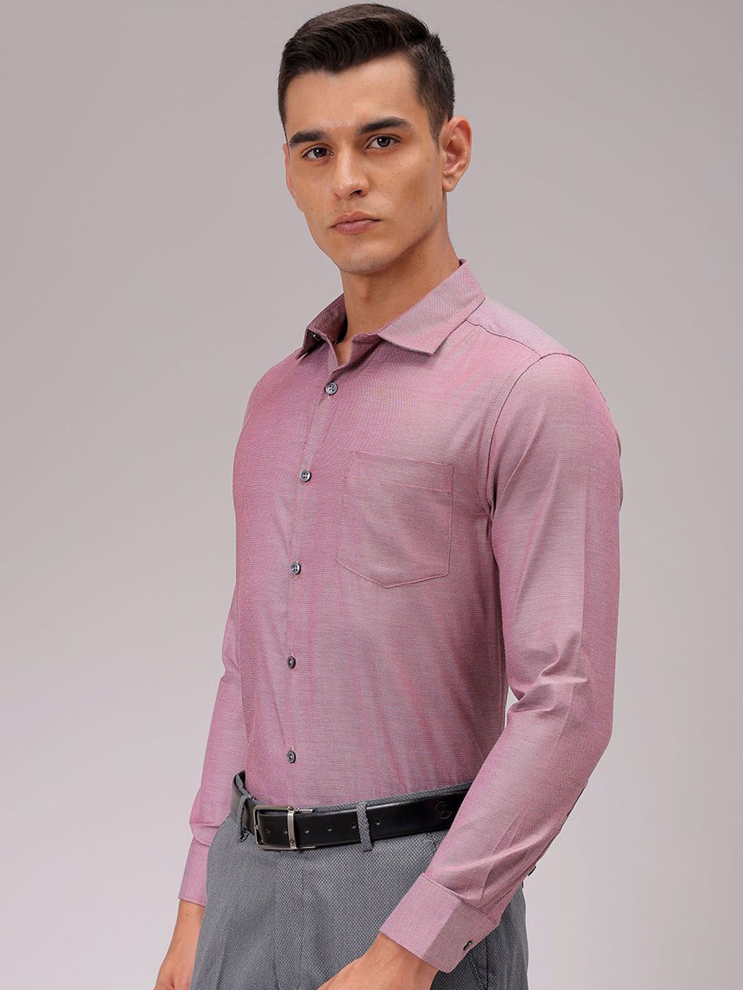 The Indian Garage Co. X Luxe Men Cutaway Collar Solid Slim Fit Formal Shirt