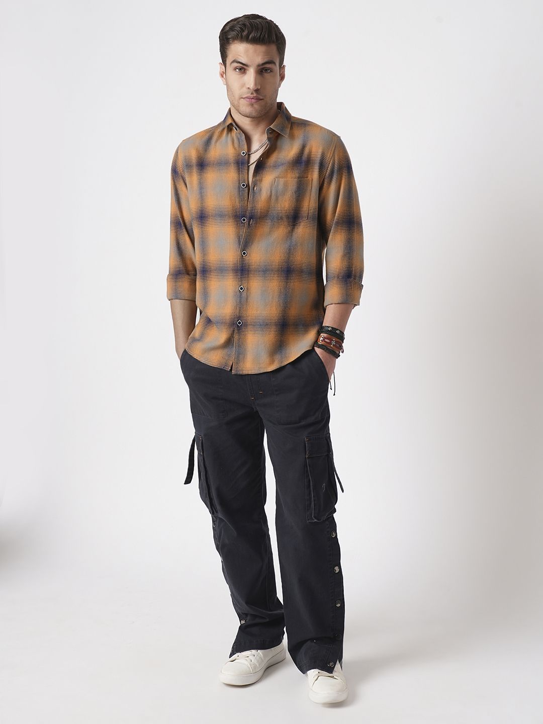 VASTRADO Men Classic Fit Spread Collar Checked Cotton Casual Shirt
