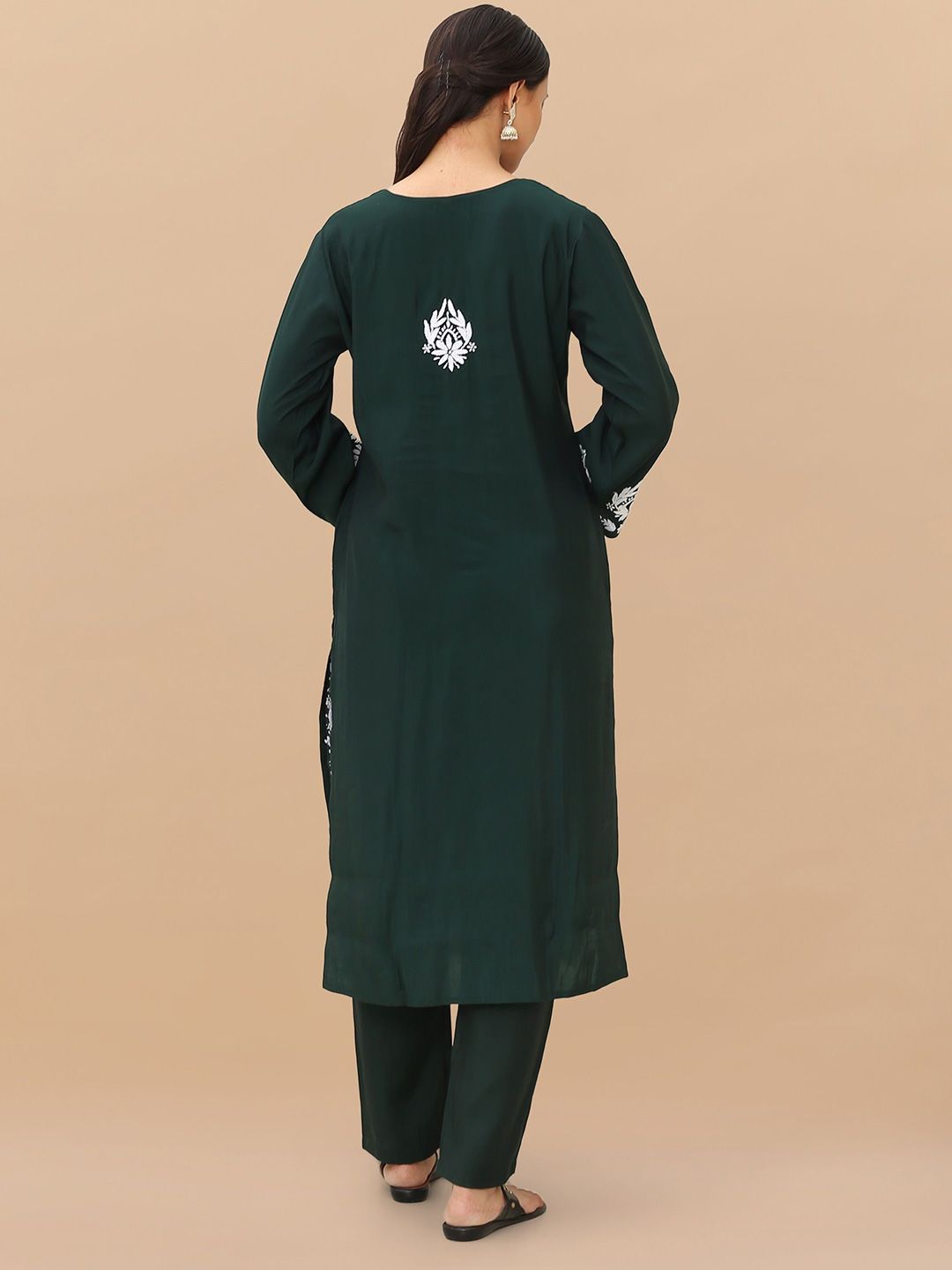 HOUSE OF KARI Floral Embroidered Chikankari Straight Kurta with Trousers