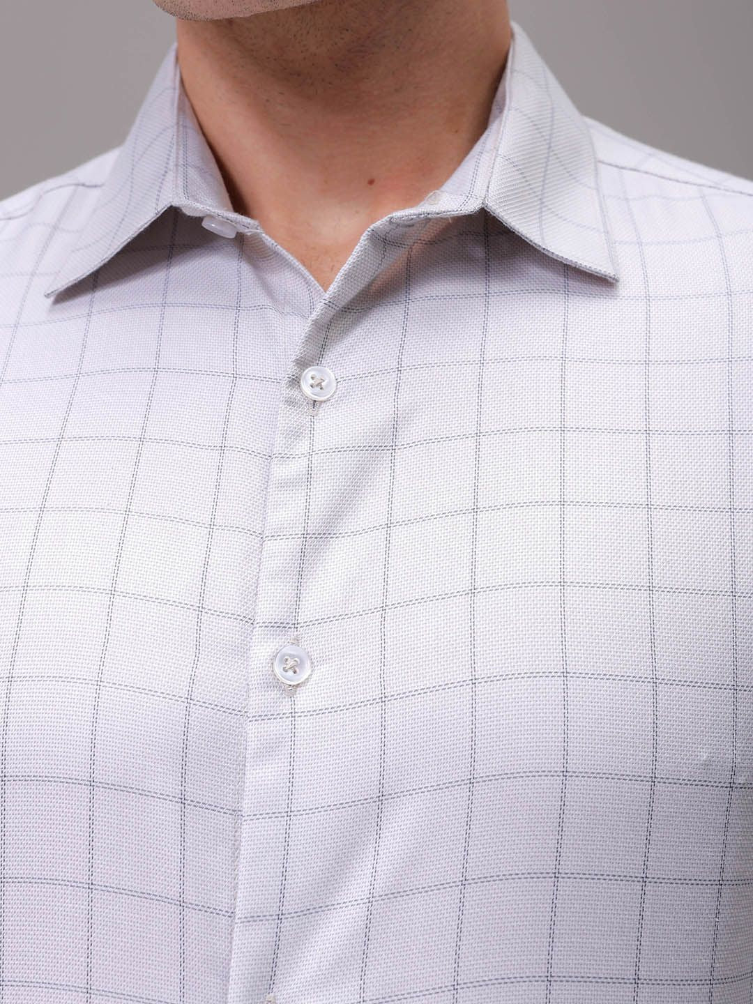 The Indian Garage Co. X Luxe Men Slim Fit Opaque Checked Formal Shirt