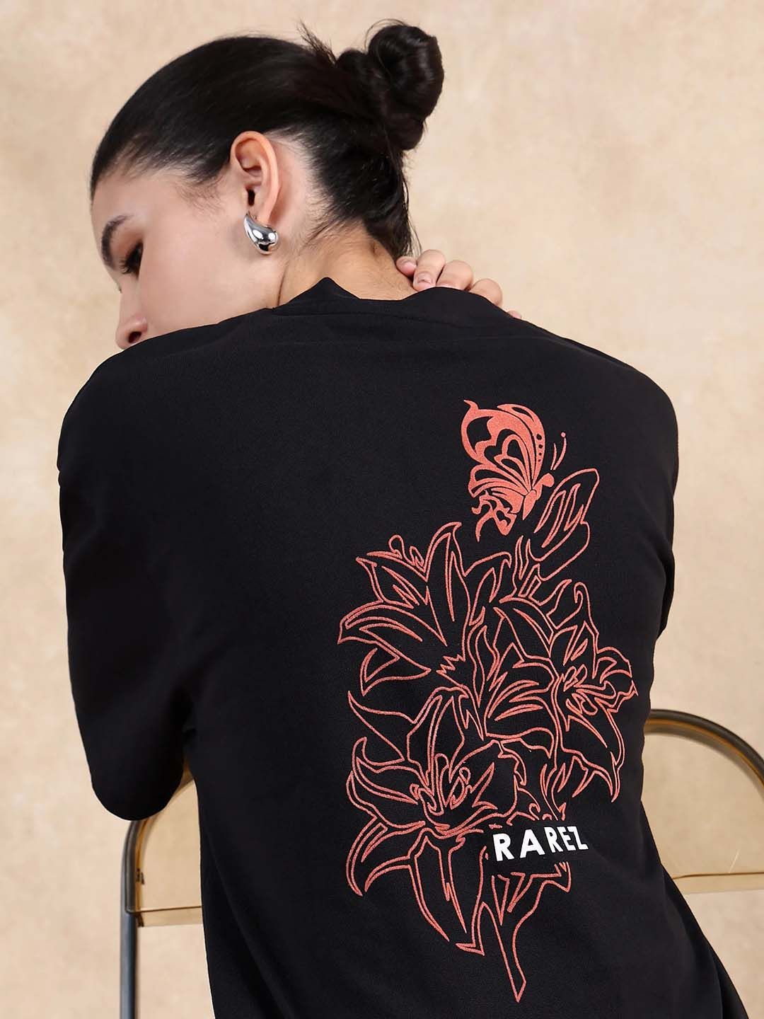 Rareism Women Graphic Graphic Printed Neck Cotton T-Shirt Berkekalan