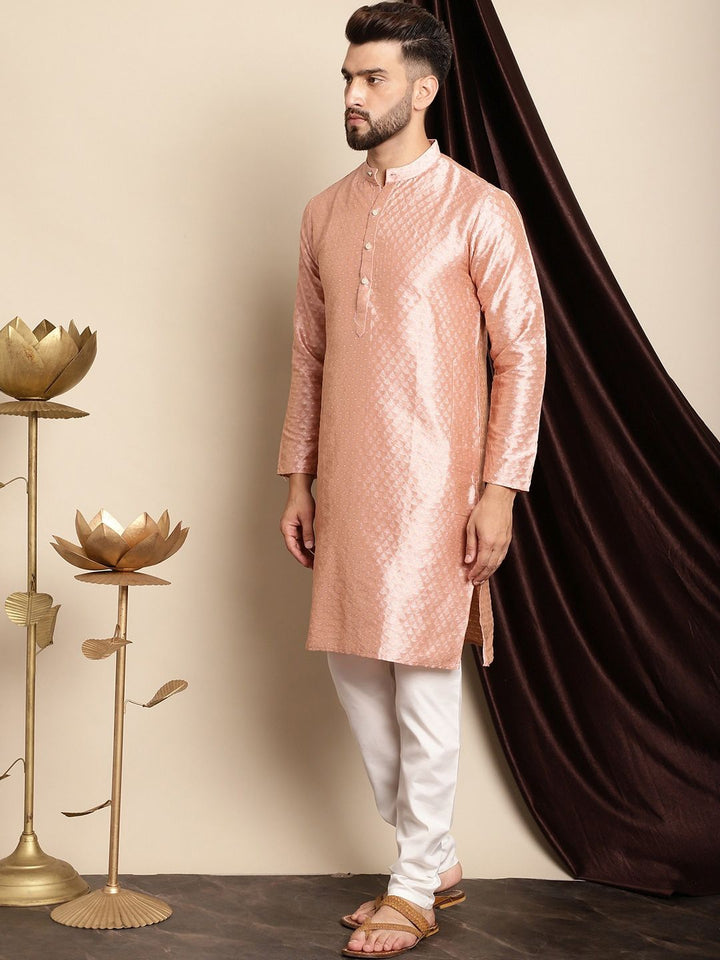 Motif Etnik Anouk Tenunan Rekaan Kurta Biasa dengan Churidar
