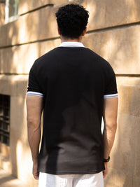 Powerlook Men Black Contrast Collar T-Shirt